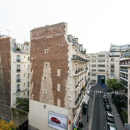 Trocadero Apartment