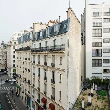 Trocadero Apartment Paris